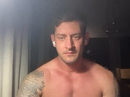 Most Recent Photo of laynehatesyouu