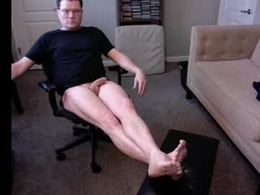 Most Recent Photo of legs999