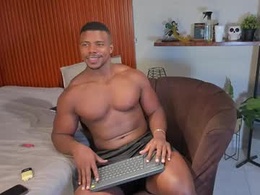 Most Recent Photo of leonardo_jones1