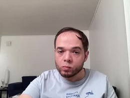 Most Recent Photo of leroidesaulnes