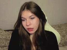 Most Recent Photo of let_me_seee