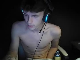 Most Recent Photo of lewisboothyy