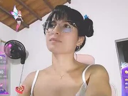 Most Recent Photo of lexi19_