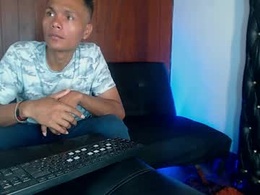 Most Recent Photo of leyker_ath