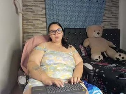 Most Recent Photo of lia_jo