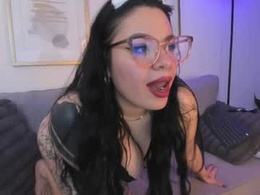 Most Recent Photo of lia_roseex