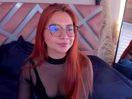 Most Recent Photo of lia_velvet__