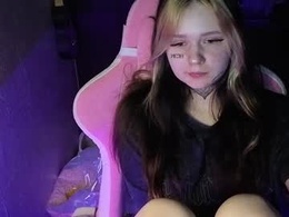 Most Recent Photo of liaa_li