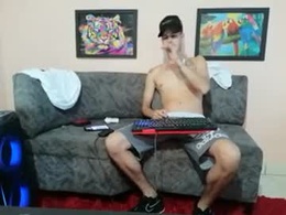 Most Recent Photo of liam_andres12