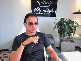 Most Recent Photo of liamdeep_