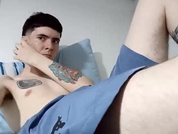 Most Recent Photo of liio____