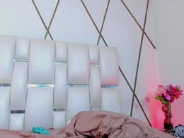 Most Recent Photo of lilicameron_