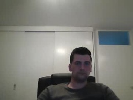 Most Recent Photo of lillbiatch