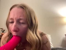 Most Recent Photo of lillianlux