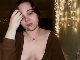 Most Recent Photo of lily_violettt