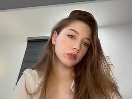Most Recent Photo of lina_lu_
