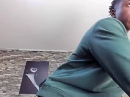 Most Recent Photo of lionblackk