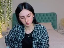 Most Recent Photo of little_moly999