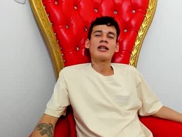 Most Recent Photo of littlemax23