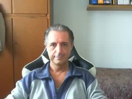 Most Recent Photo of liuk53