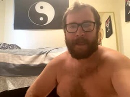 Most Recent Photo of livingparty69
