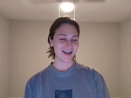 Most Recent Photo of livvypo