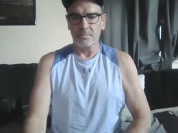 Most Recent Photo of lngdickdaddy