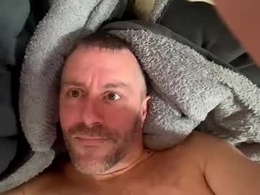Most Recent Photo of londonsbigbenxxx