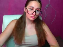 Most Recent Photo of lora_kisses