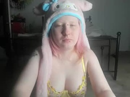 Most Recent Photo of loricritter2