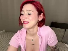 Most Recent Photo of louisezukor