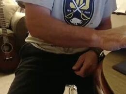 Most Recent Photo of loveguitar69