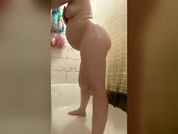 Most Recent Photo of lovellie69