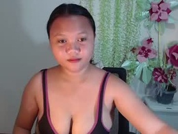 Most Recent Photo of lovely_shella