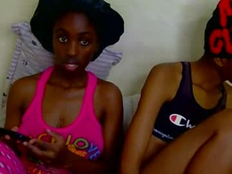 Most Recent Photo of lovers_oncam