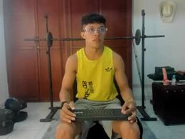 Most Recent Photo of lucas_luxx1