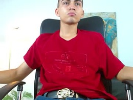 Most Recent Photo of lucass_18