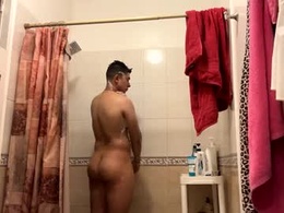 Most Recent Photo of luismh1997