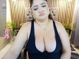 Most Recent Photo of lulu_deniz