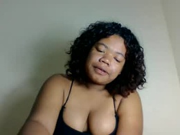 Most Recent Photo of lumira_belle