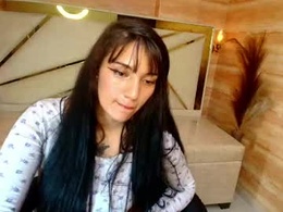 Most Recent Photo of luna_velvet_r