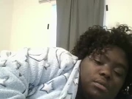 Most Recent Photo of lunabunnii1