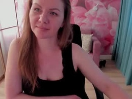 Most Recent Photo of lunakissesx