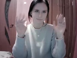 Most Recent Photo of lunamystique_