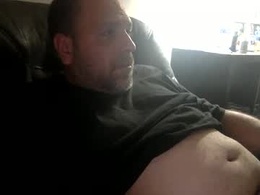 Most Recent Photo of luvgettinghead