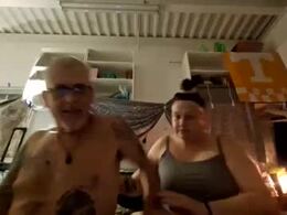 Most Recent Photo of luvlinliz081979