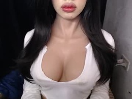 Most Recent Photo of lyn_horny