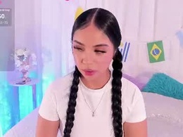 Most Recent Photo of maanyaa_