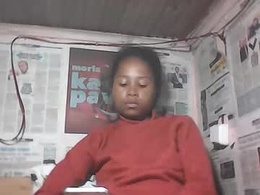 Most Recent Photo of maevafanella