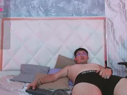 Most Recent Photo of magnusandkitty_tay